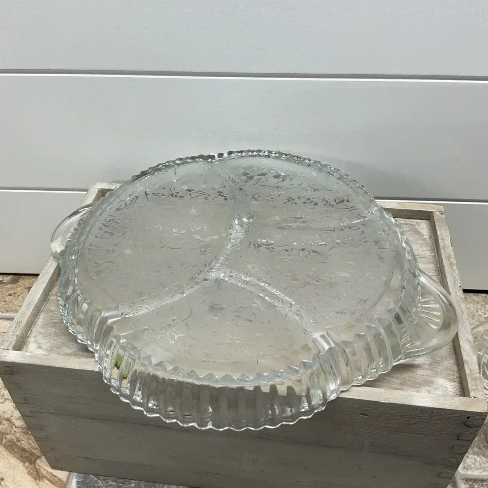 Vintage Clear Etched Glass 4 Compartment Relish Dish Floral Scalloped Handle 10